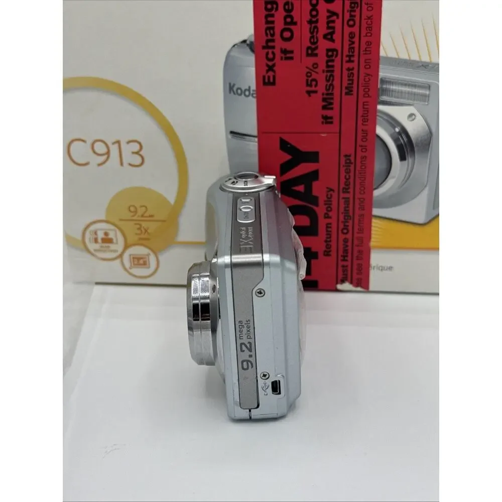Kodak EasyShare C913 9.2MP 3X Zoom Compact Digital Camera 2008